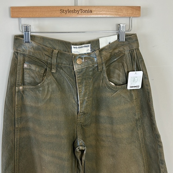 Free People We The Free Good Luck Coated Mid Rise Barrel Jean Vegan Sz 24 NEW - Picture 4 of 13
